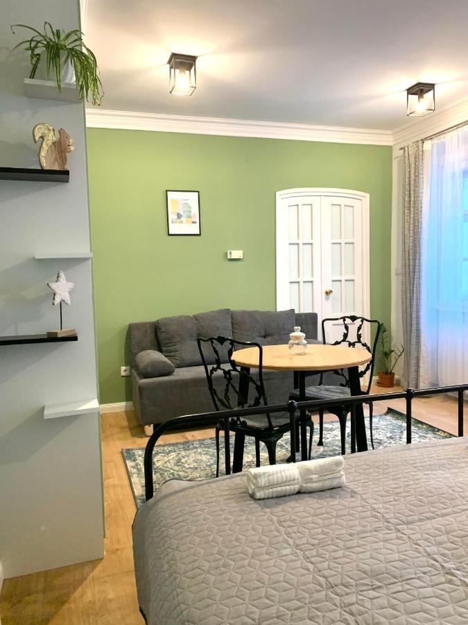 Fidelissima Apartman Sopron Luaran gambar